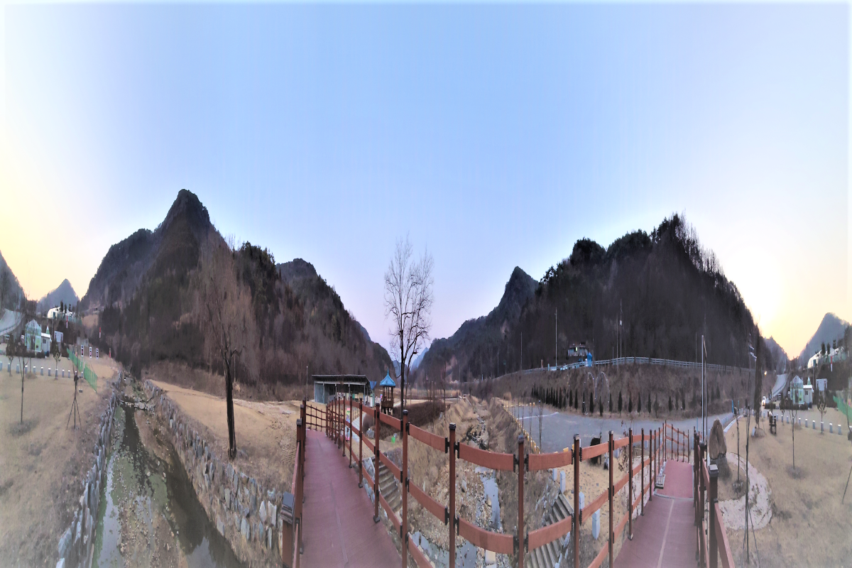 전경2.png